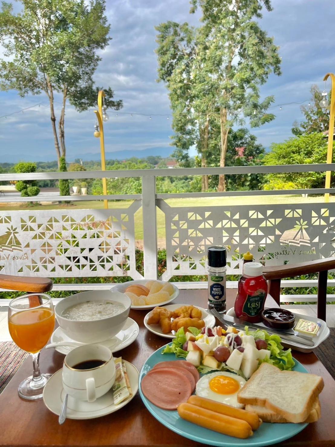 River Valley Resort แอทน่าน Exterior photo